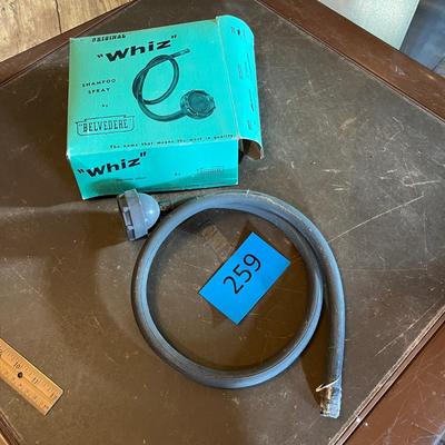 Whiz shower head