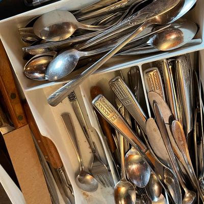 Lot of flatware