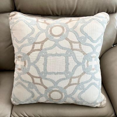 Pair (2) ~ Decorative Pillows