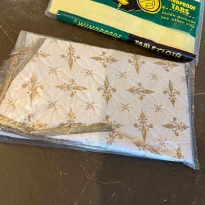 Vintage paper ware