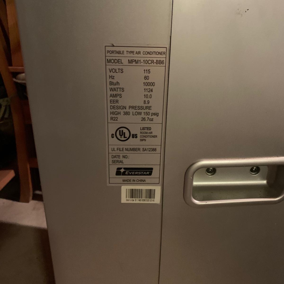 Lot 501R Everstar Roller Floor Portable Air Conditioner Model MPM2