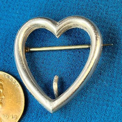 STERLING OPEN HEART PIN WITH HOOK FOR ADDING CHARM