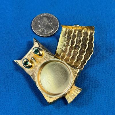 70's GOLDTONE OWL PIN WITH PERFUME SACHET COMPARTMENT AND GREEN RHINESTONE EYES by AVON