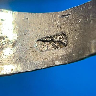 SILVER? DAISY MOTIF TOE RING  STAMPED BUT CAN'T DECIPHER IT