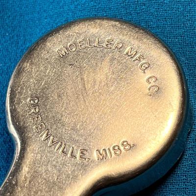 VINTAGE BOTTLE CAPPER 