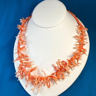 NATURAL SALMON BRANCH CORAL NECKLACE 