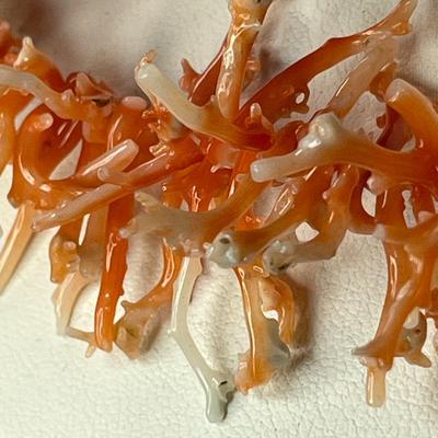 NATURAL SALMON BRANCH CORAL NECKLACE 