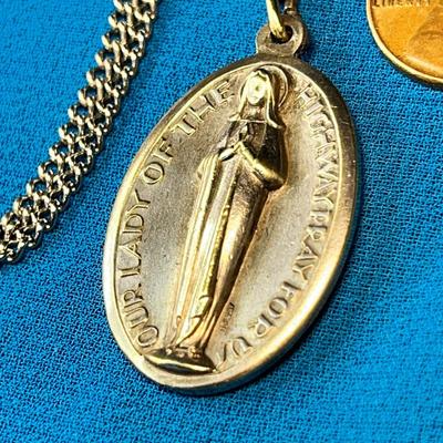 ST. CHRISTOPHER PROTECT US PENDANT NECKLACE