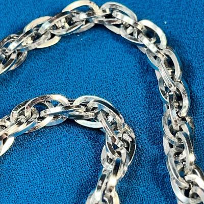 BRIGHT SILVERTONE MULTI-LINK CHAIN NECKLACE