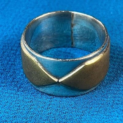 BRASS ON SILVER? BAND RING 