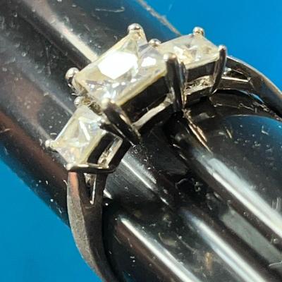 STERLING .925 RING WITH 3 CZ? PRONG SET STONES
