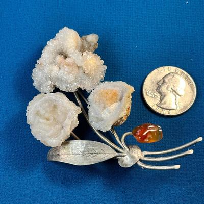 NATURE'S GLORY FANTASTIC ROCK CRYSTALLINE FORMATIONS SET IN SILVER FRAMEWORK PIN