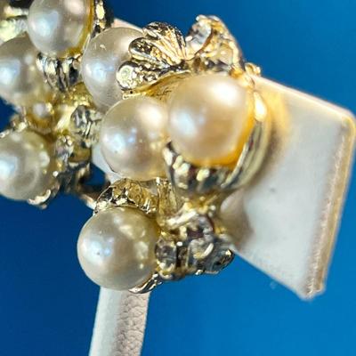 VINTAGE CLUSTER FAUX PEARL AND RHINESTONE EARRINGS