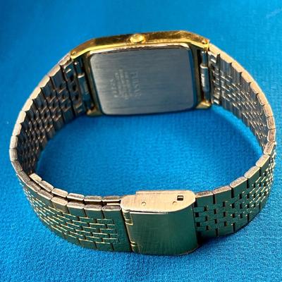 GOLDTONE PULSAR QUARTZ CALENDAR WATCH WITH METAL BAND