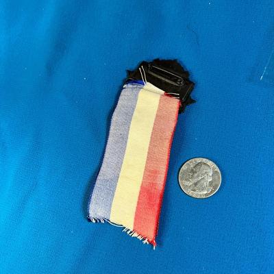 1932 DEMOCRATIC CONVENTION HONORARY ASSISTANT SERGEANT-AT-ARMS BADGE