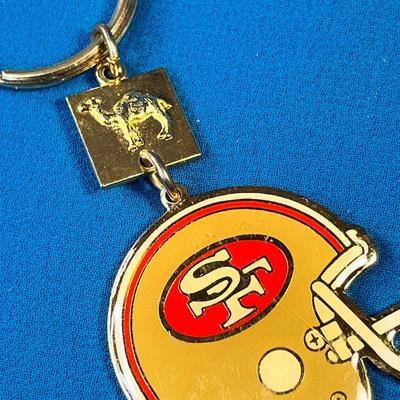 ENAMELED SAN FRANCISCO 49ers KEY CHAIN WITH CAMEL CHARM