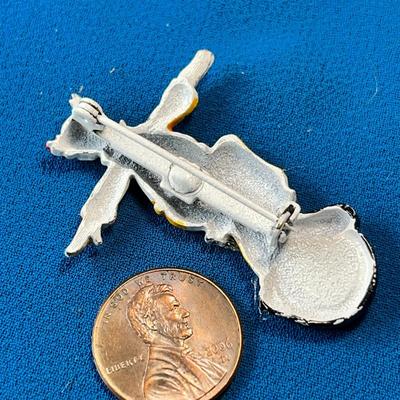 CLOWN ON UNICYCLE PIN