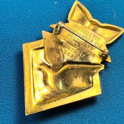 FANCY RED, WHITE & BLUE ENAMELED "HELP FIGHT INFANTILE PARALYSIS" PIN 