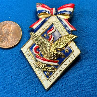 FANCY RED, WHITE & BLUE ENAMELED "HELP FIGHT INFANTILE PARALYSIS" PIN 