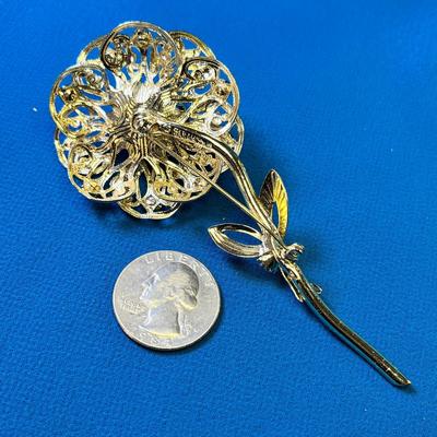 SARAH COVENTRY FLOWER PIN WITH REDDISH IRIDESCENT RHINESTONES 