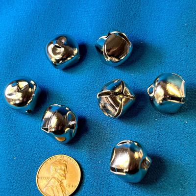 GROUP OF 7 SILVERTONE JINGLE BELLS