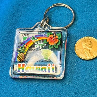 COLORFUL HAWAII KEY CHAIN