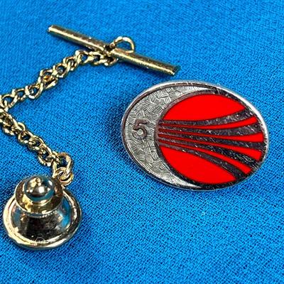 1/10 10K G.F. ENAMELED CONTINENTAL AIRLINES 5-YEAR TIE TACK