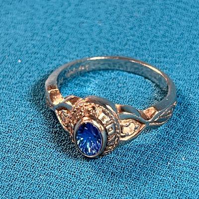 1989 BONNEVILLE HIGH SCHOOL RING, BLUE OVAL STONE, INSCRIBED WITH NAME INSIDE