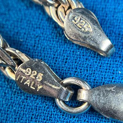 MODERNISTIC SILVER PENDANT NECKLACE WITH PALE TURQOISE INSET STONE, TWISTY CHAIN