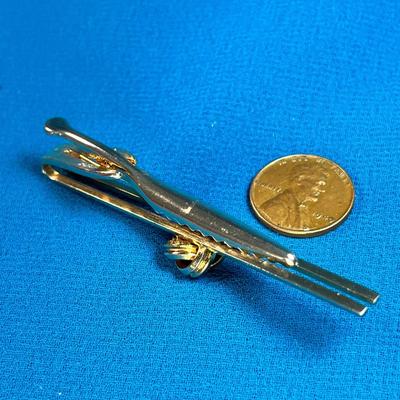 GOLDTONE KNOT TIE CLIP BY HICKOK