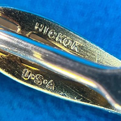 GOLDTONE KNOT TIE CLIP BY HICKOK