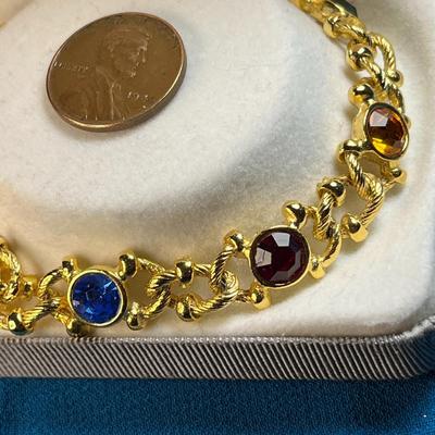 BRIGHT GOLDTONE KNOTTED LINK BRACELET WITH COLORFUL INSET RHINESTONES IN ORIGINAL BOX