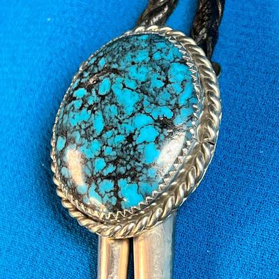TURQUOISE MEDALLION IN SILVER? SETTING BOLO TIE, featuring CLIP FOR SECURING 