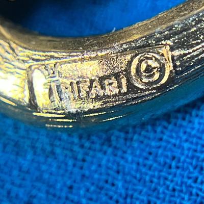 BEAUTIFUL TRIFARI GOLDTONE SWIRL WITH FAUX PEARLS PIN BROOCH