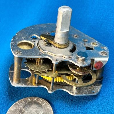 INTERESTING SMALL GEAR BOX