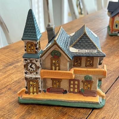 1995 Santas Best ~ Sixteen (16) Piece Ceramic Christmas Village Set