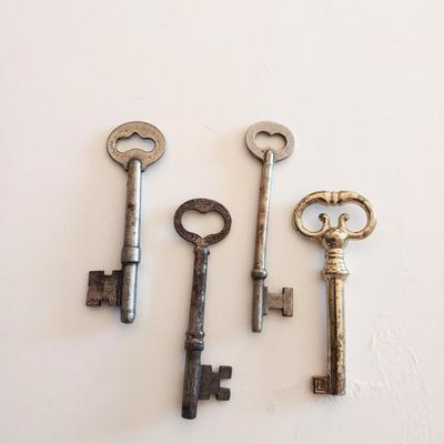 SKELETON KEYS