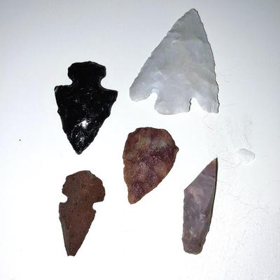 NICE VARIETY OF ARROWHEADS