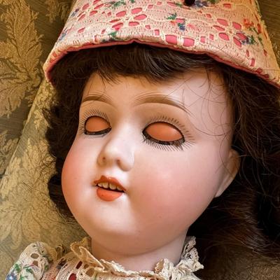 Antique SPBH Schoenhau Hoffmeister 1909 German Bisque Doll