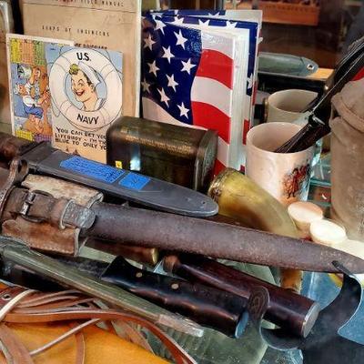 Sale Photo Thumbnail #10: Militaria