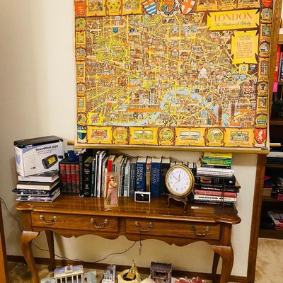 Lot 13 - London Map and Home Goods