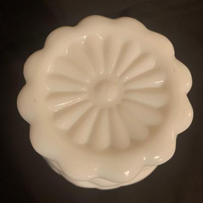 Westmoreland and Kemple Glass Co. Milk Glass Selection (B2-KW)