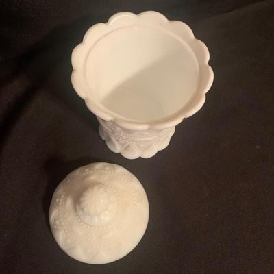 Westmoreland and Kemple Glass Co. Milk Glass Selection (B2-KW)