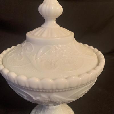 Portieux Dragon-pattern Milk Glass Candy Dish (B2-KW)