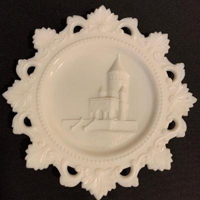Indiana Glass Co. Milk Glass plus More (B2-KW)