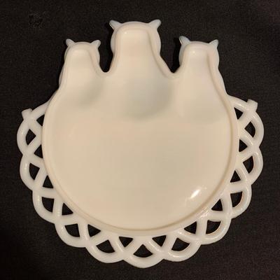 Indiana Glass Co. Milk Glass plus More (B2-KW)
