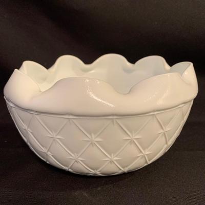 Indiana Glass Co. Milk Glass plus More (B2-KW)