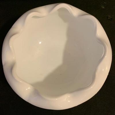 Indiana Glass Co. Milk Glass plus More (B2-KW)