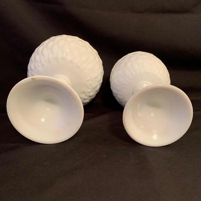 Indiana Glass Co. Milk Glass plus More (B2-KW)