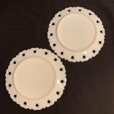 Indiana Glass Co. Milk Glass plus More (B2-KW)